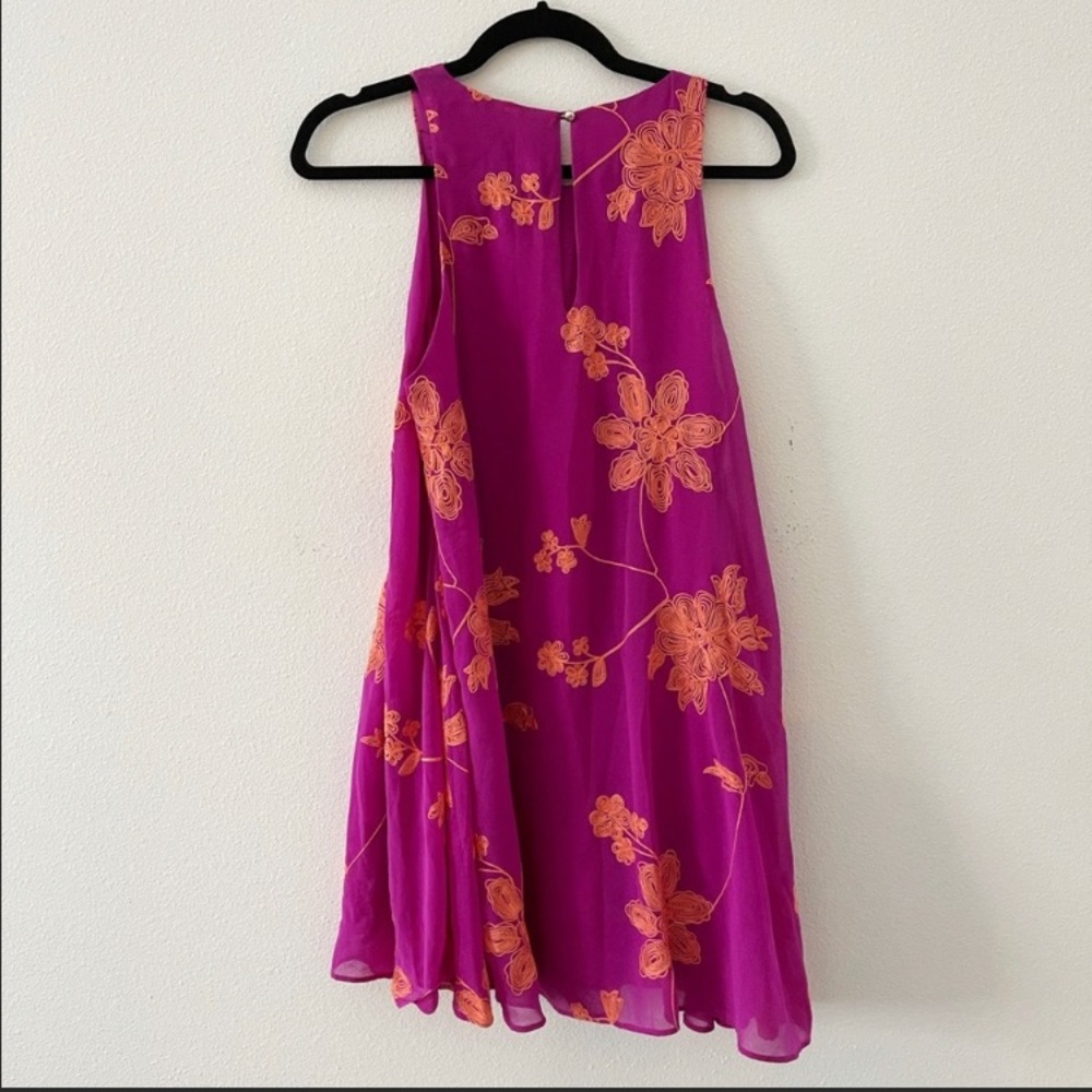 Gianni Bini Embroidered Shift Dress Small Floral - Picture 2 of 2